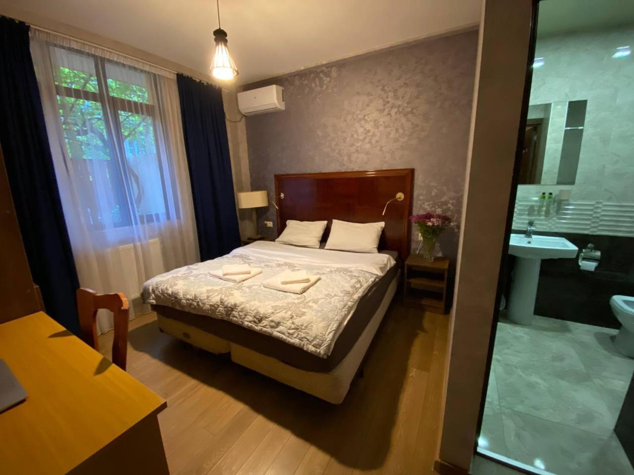 Hotel "Tbilisi Tales" In The Heart Of The Old City Exteriör bild