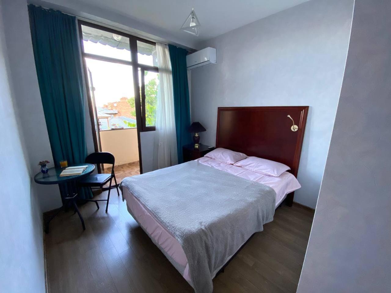 Hotel "Tbilisi Tales" In The Heart Of The Old City Exteriör bild