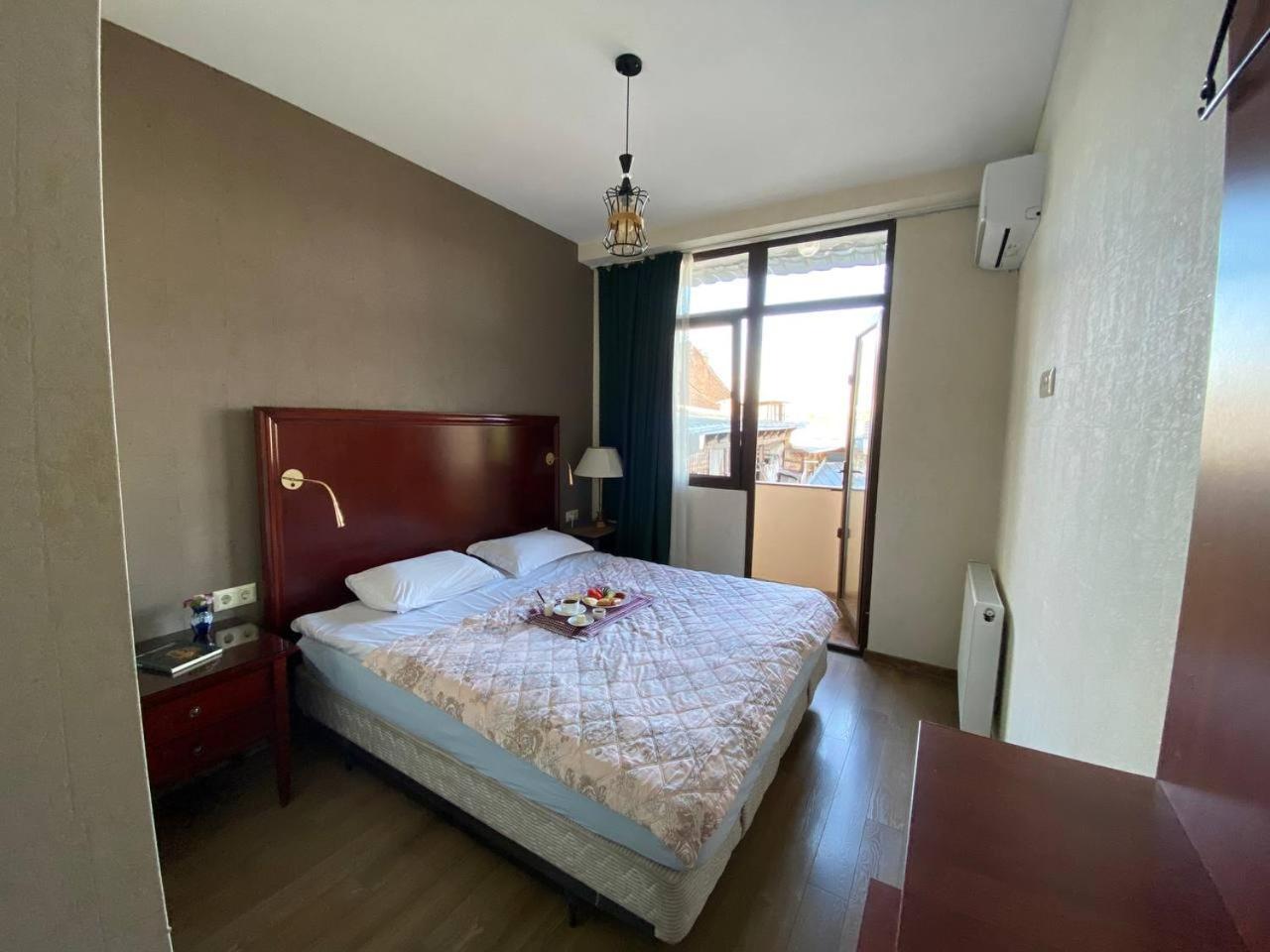 Hotel "Tbilisi Tales" In The Heart Of The Old City Exteriör bild
